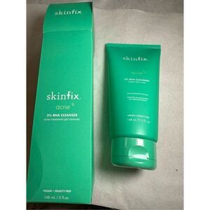 Skinfix Acne+ 2% BHA + Azelaic Acid + Niacinamide + AHA Cleanser 5 oz/ 148 mL